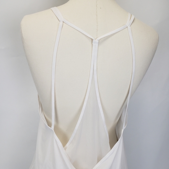 Lululemon Shear Lightness Tank White Strappy Ultra Light size 6 - Picture 5 of 9